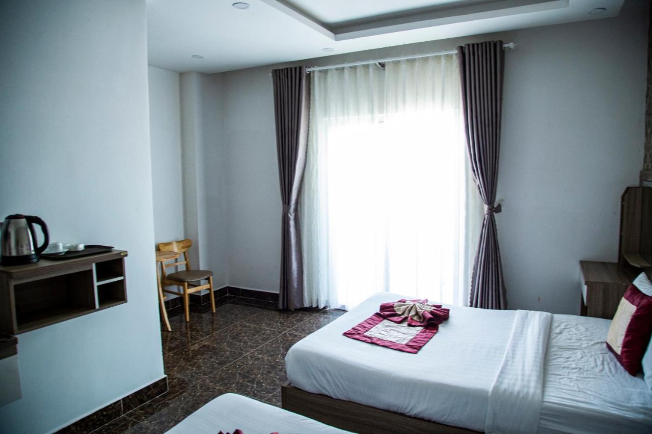 Anh Tien Hotel Далат Екстер'єр фото